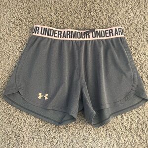 Women’s Under Armour Grey Shorts Size XS